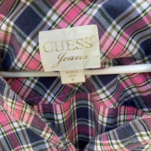 Guess button down shirt - Picture 3 of 3